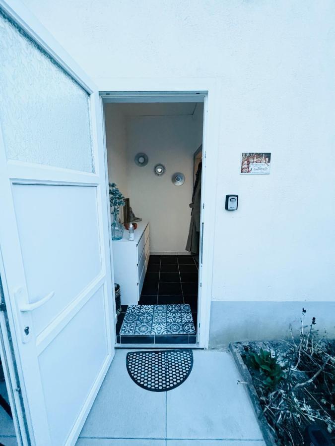 Joli appartement indépendant au cœur de Vittel Extérieur photo